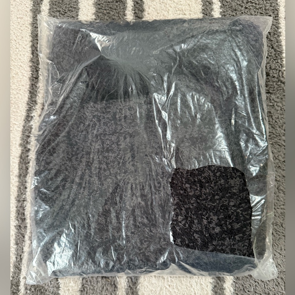 NWOT Barefoot Dreams CozyChic Pom-Pom Beanie and Scarf Set.